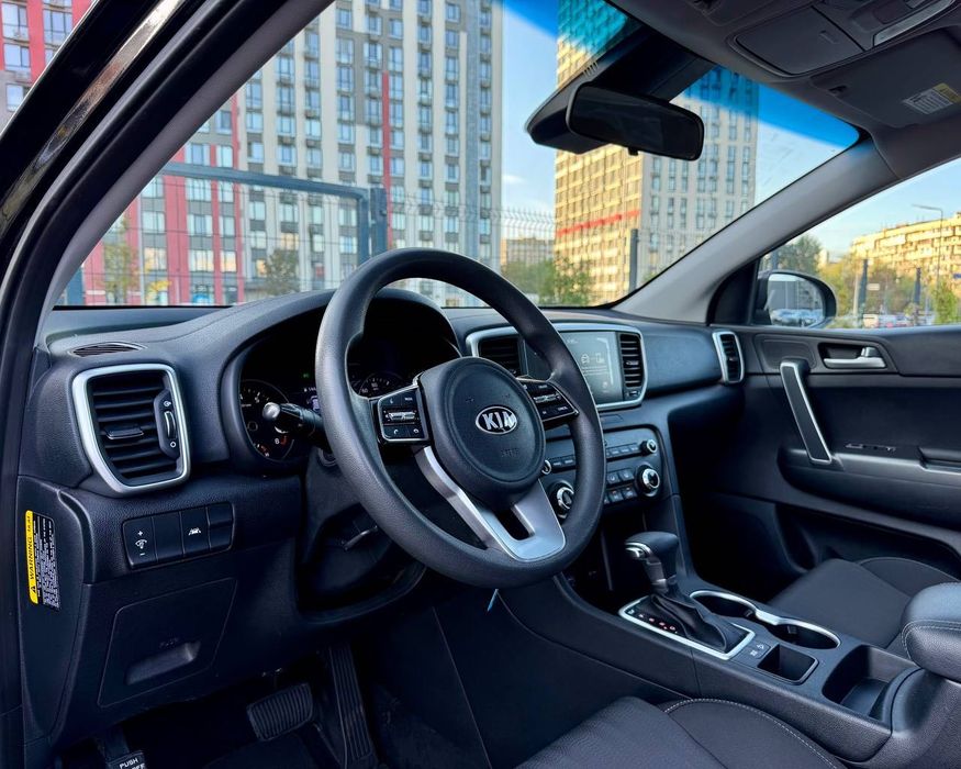 Продаж Kia Sportage LX