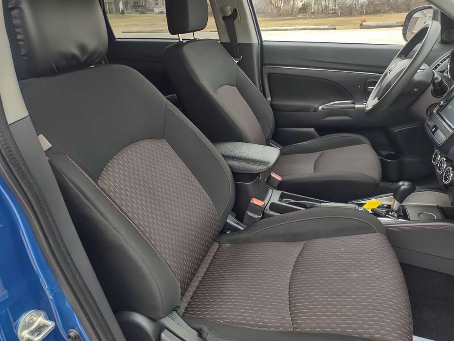 Mitsubishi Outlander      2018