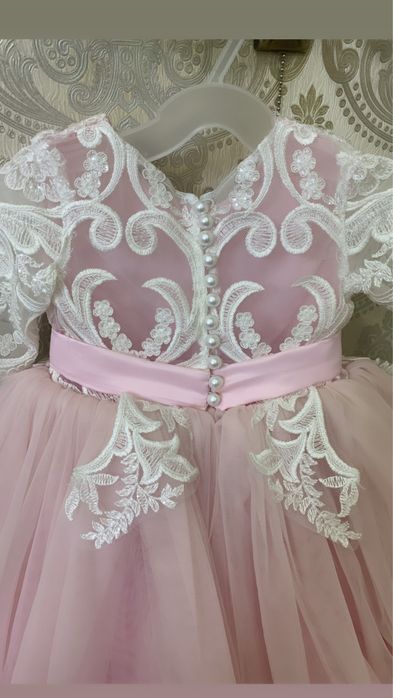 Шикарка дитяча сукня на 1 рік