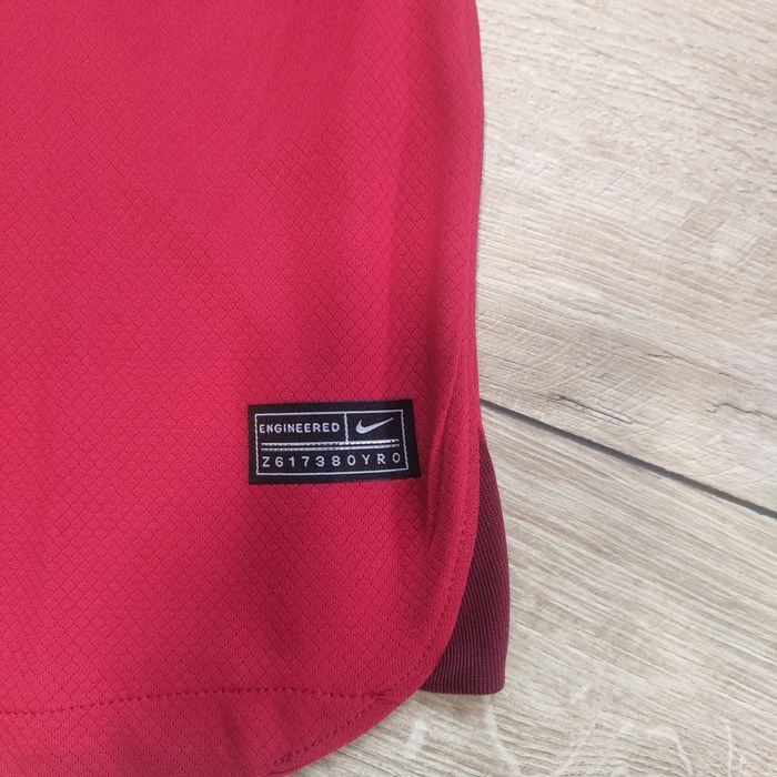 Koszulka Liverpool FC Nike 2022/23 - roz. M - stan bardzo dobry