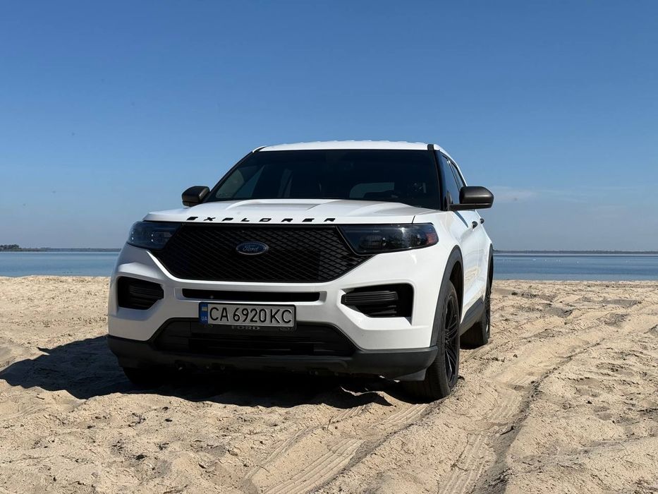 Ford Explorer 2021 • 3.3 бензин • 4WD • автомат