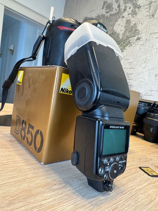 Lampa błyskowa Nikon sb900, stan idealny