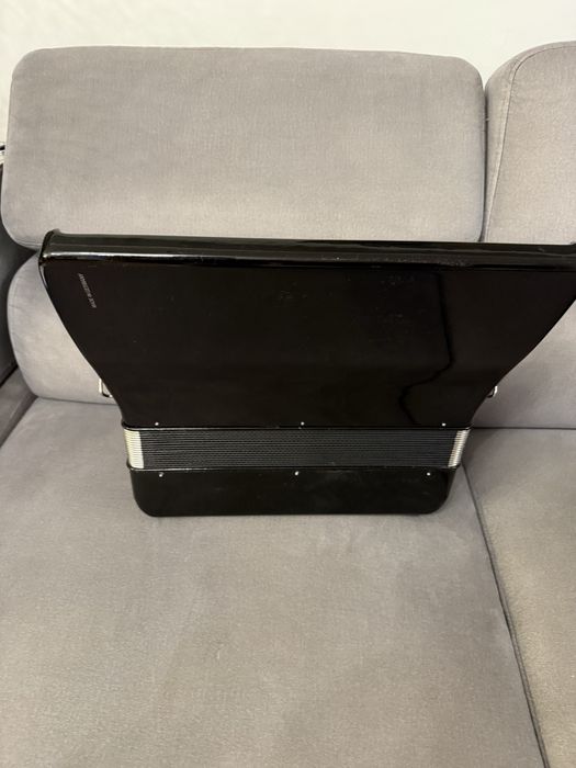Akordeon Hohner 72 basy