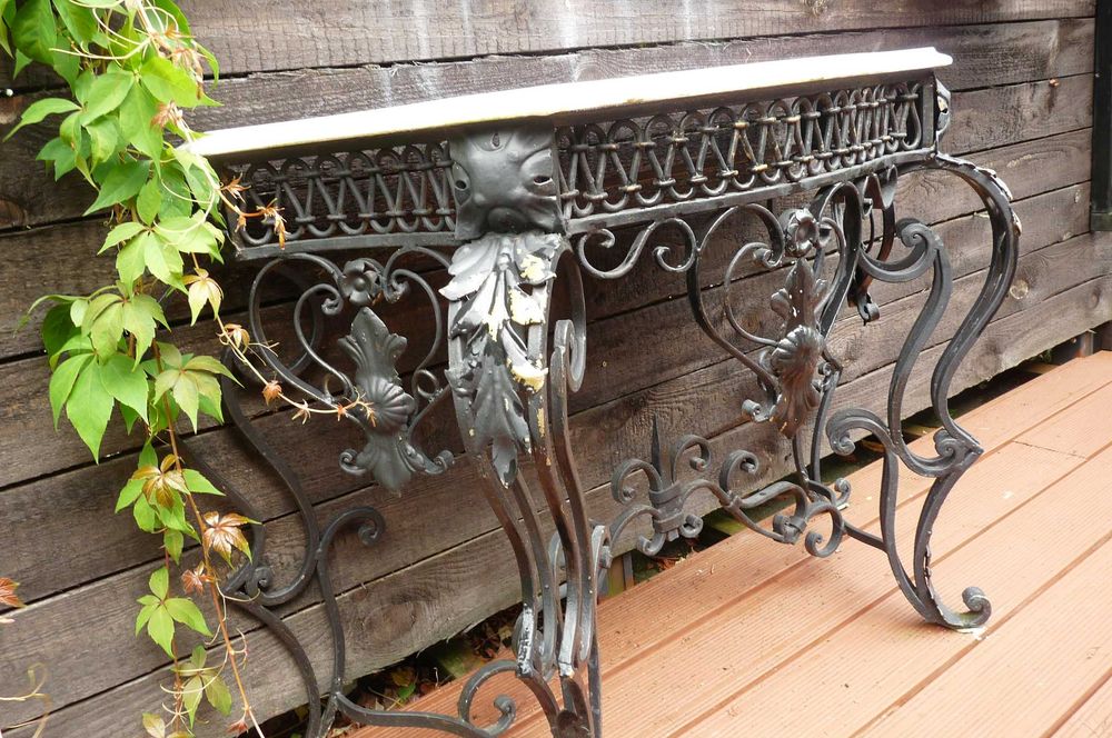 WYPRZEDAŻ/ PRZEPROWADZKA żeliwna konsola/stół z marmurowym blatem