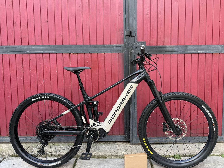 Велосипед Двухподвес Ендуро електро Mondraker Dusk 29