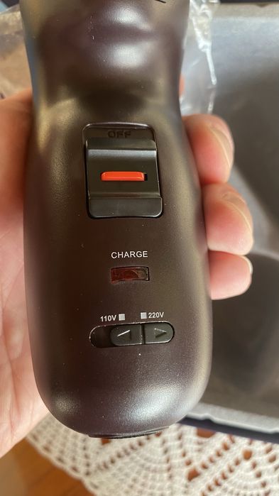 Maszynka elektryczna do golenia brody - nowa