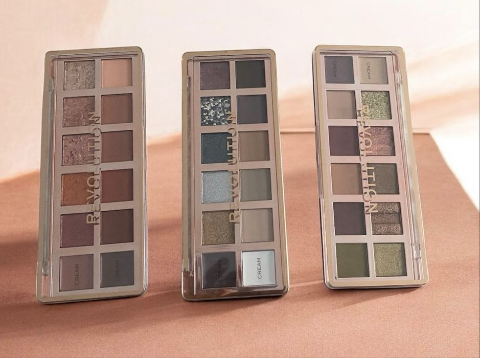 Makeup Revolution Icon Eyeshadow Palette  paleta paletki cieni do powiek x 3