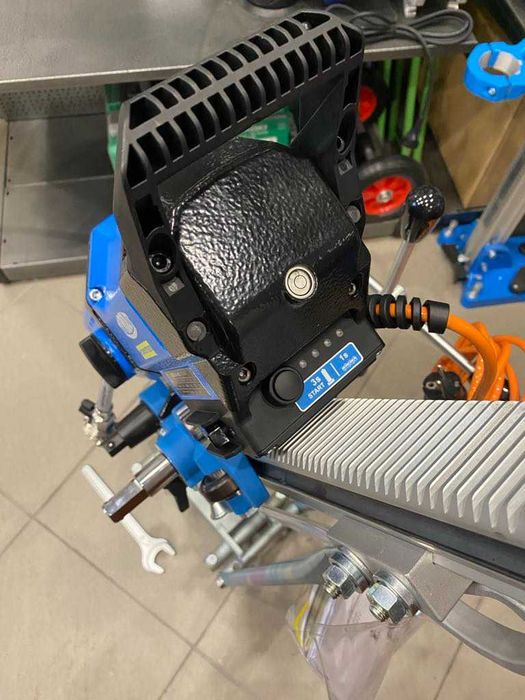 Wiertnica elektryczna TYROLIT DME32MW Statyw DRA400 do 420mm Betonu