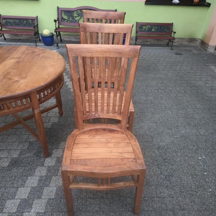 Komplet tekowy stół i 6 krzesł