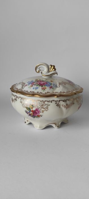 Tillowitz. Cudowna stara porcelanowa bombonierka