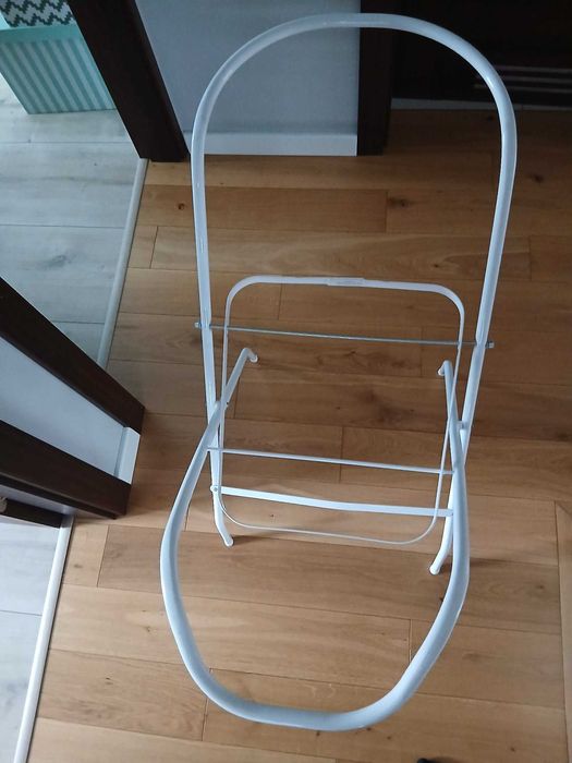 Stojak pod wanienkę