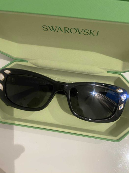 nowe oryginalne Okulary przeciwsłoneczne czarne Swarovski prostokątne