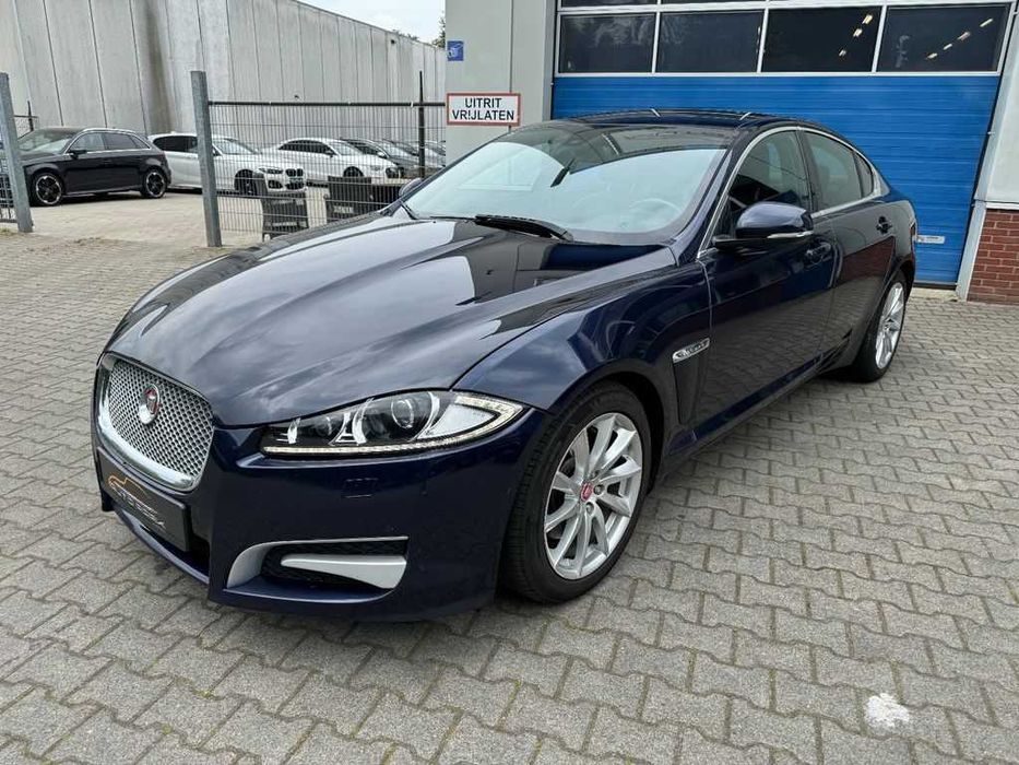 JAGUAR XF X260 Бампер передний задний Разборка