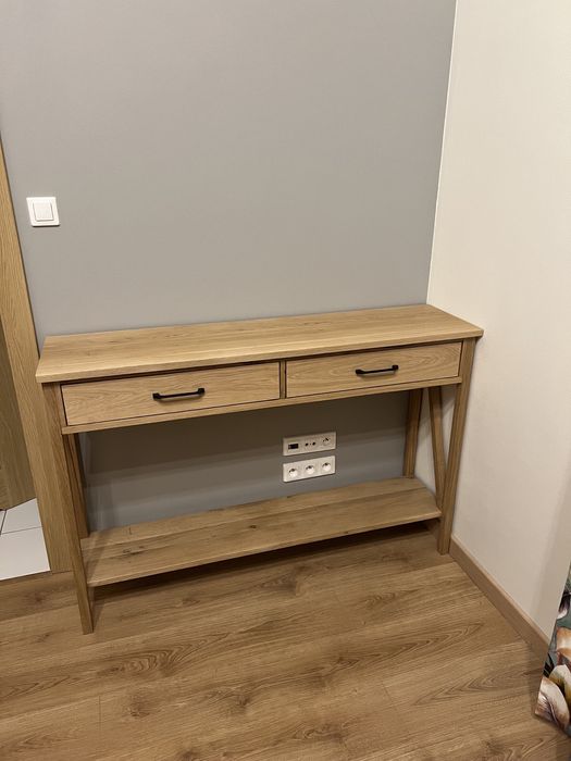 Konsola lita dębowa