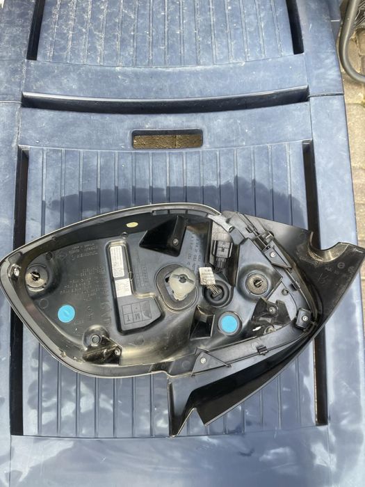 Задні стопи рено зон