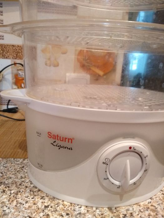 Продам пароварку в хорошем состоянии