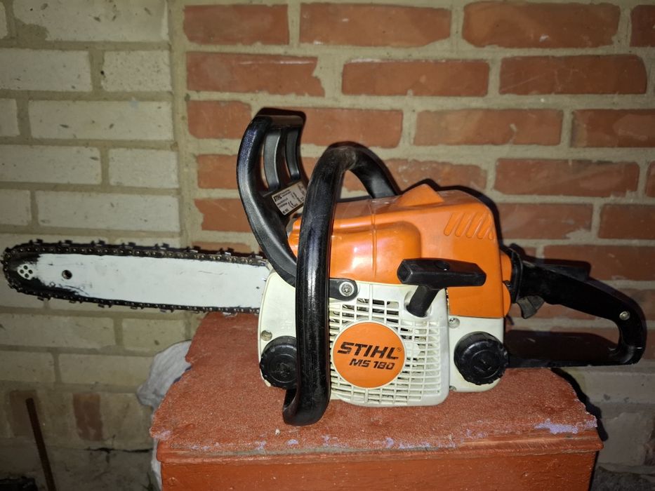 Пилка STIHL MS 180