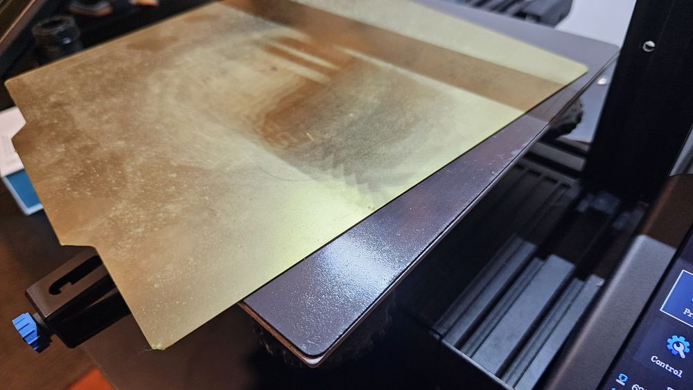 Impressora 3D Creality Ender 3 V2 com upgrades