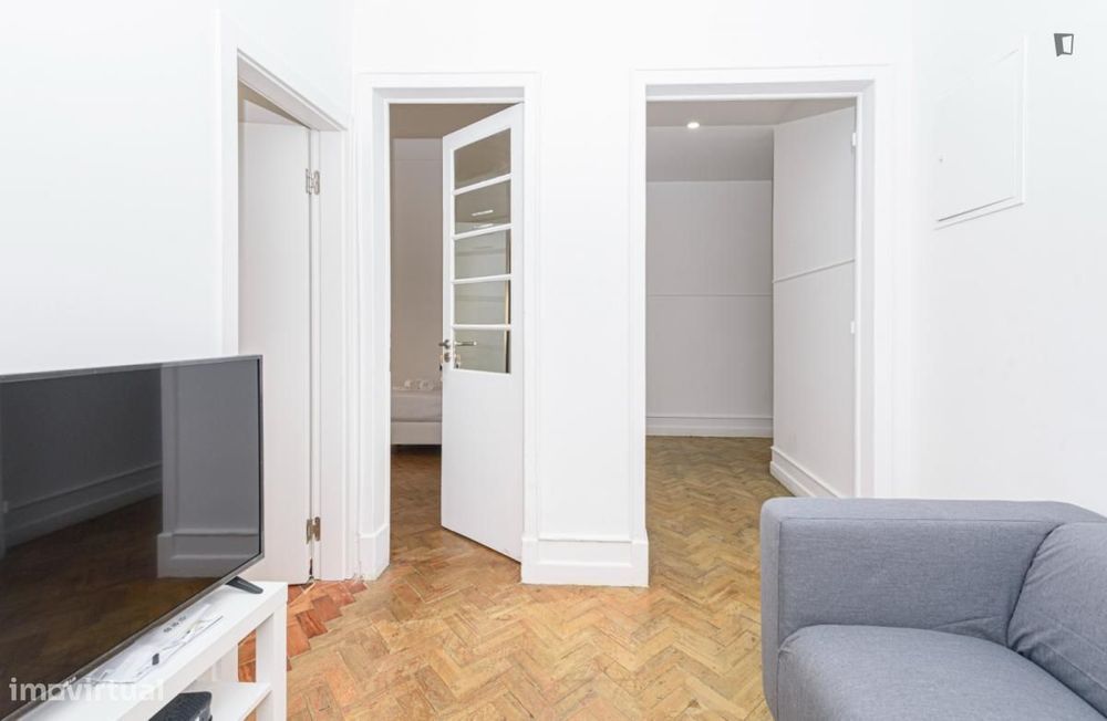 Quarto - localizado em Lapa Lisbon