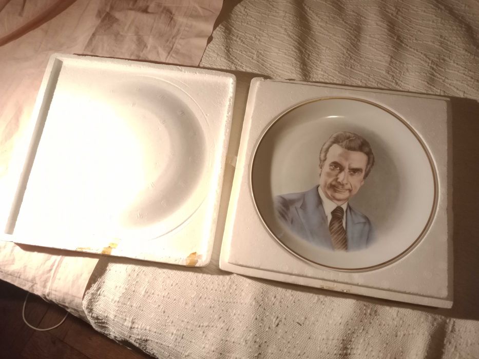 Prato Decorativo Porcelanas SPAL - Sá Carneiro PSD - Série limitada