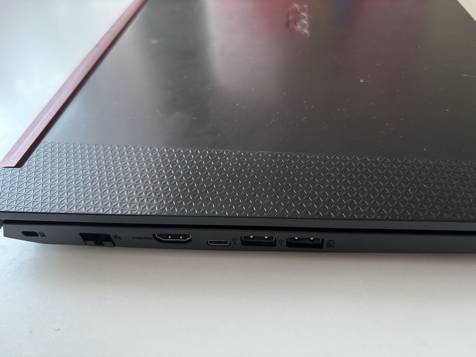 Laptop gamingowy/do pracy/szkoły Acer N18C3