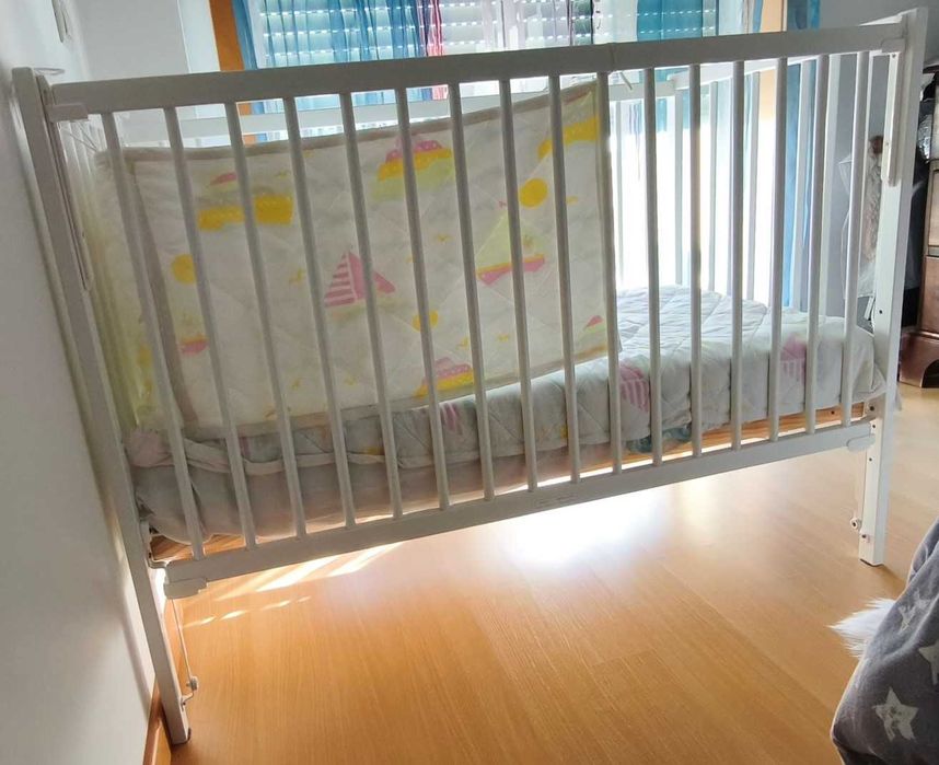 Dá-se Berço Happybear e colchão