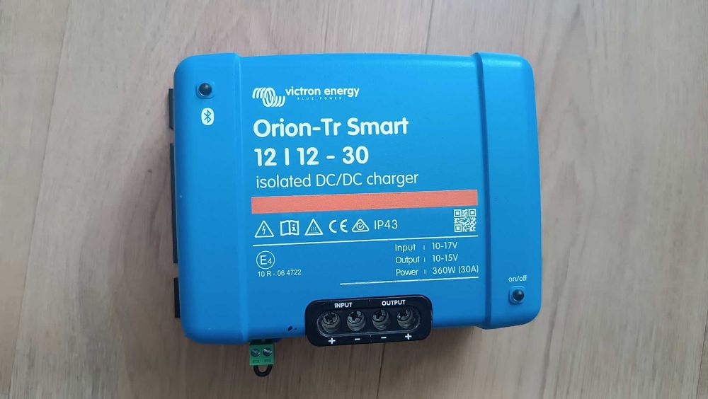 Victron Orion-Tr Smart 12-12 30A