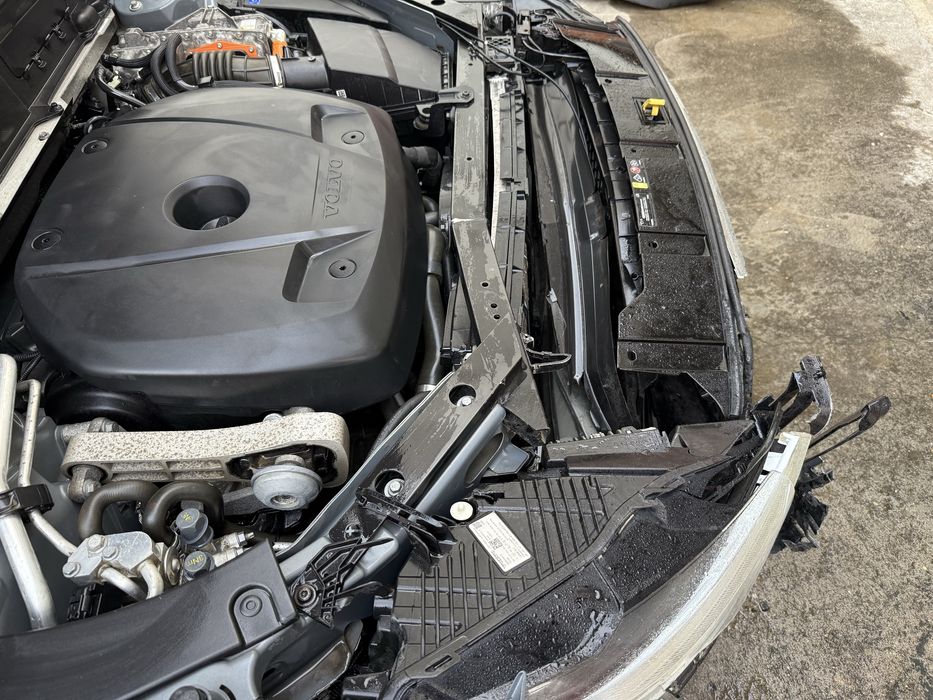 Volvo XC60 2.0 T6 PHEV INSCRIPTIO Trabalhar  e andar