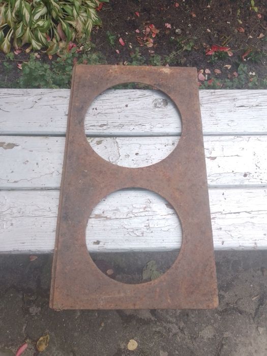 Плита чугунна кухонна