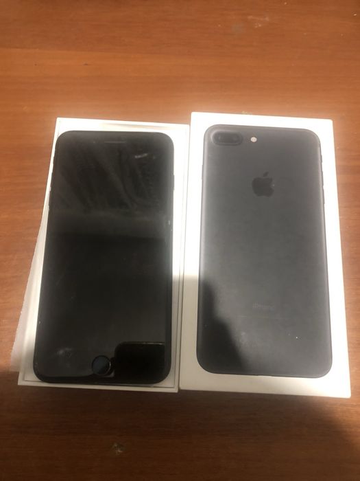 Продам iPhone 7 plus