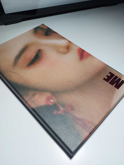 Jisoo (BlackPink) - ME Red Ver. (1st Single Album + YG Select Gift)