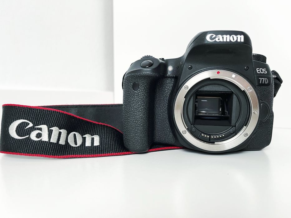 Canon EOS 77d + Sigma DC 17-50mm 2.8 EX HSM