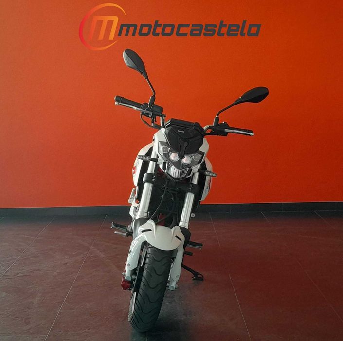 Benelli TNT 125 E4 2020