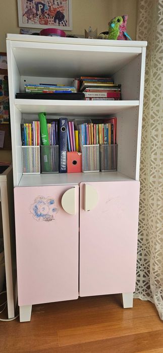 Móvel e Baú quarto criança