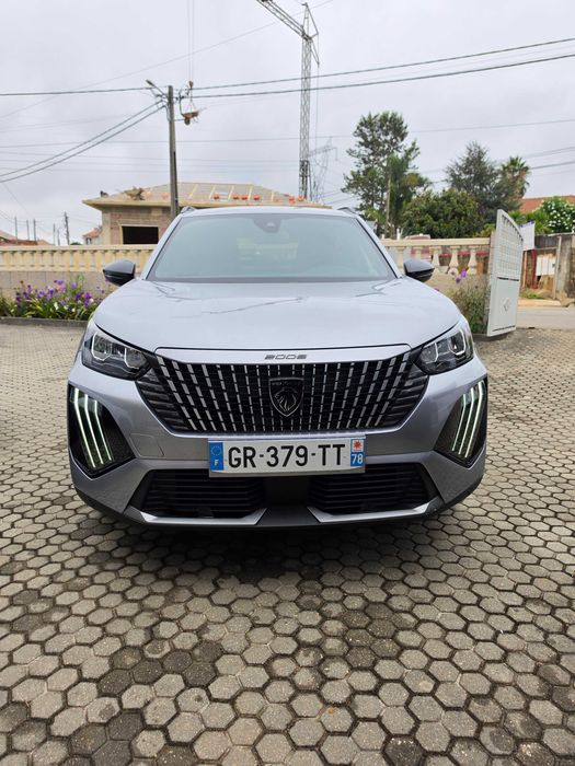 Peugeot 2008 ii fase2 1.2i 130cv EAT8 ALLURE