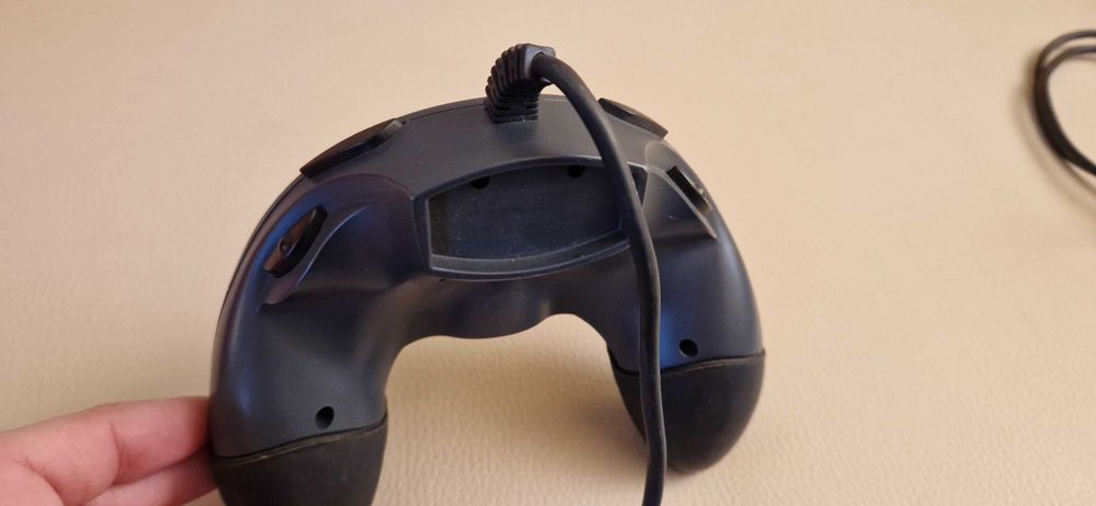 Creative PC Controllers442462919836968962