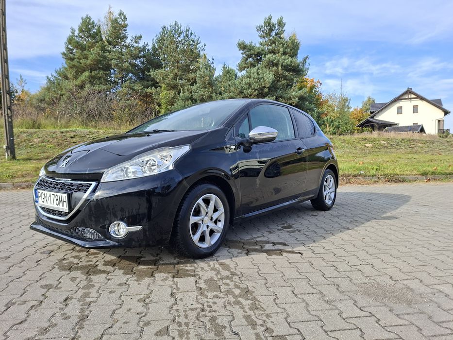 Peugot 208 2014r benzyna