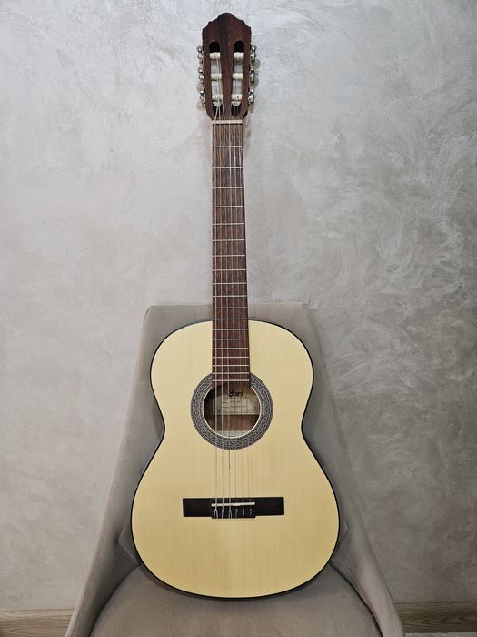 СРОЧНО продам гитару Cort AC70 Open Pore