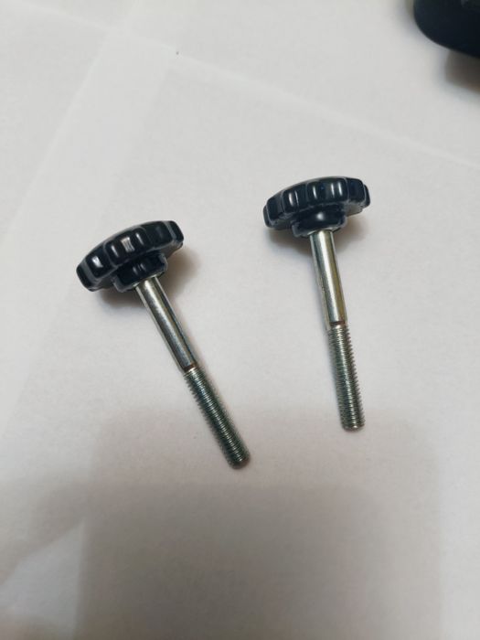 Schowki boczki narzędziówki zabytek komar romet 2szt + 2 śruby