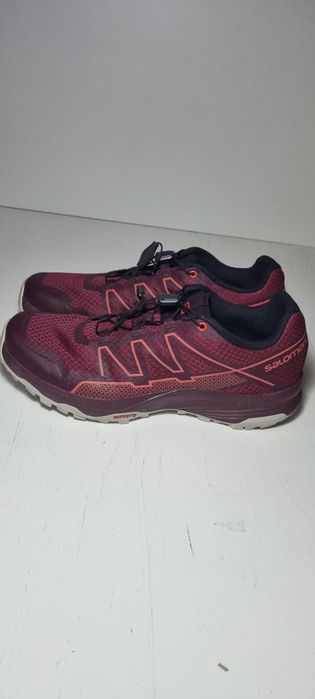 Salomon 41 1/3.           .
