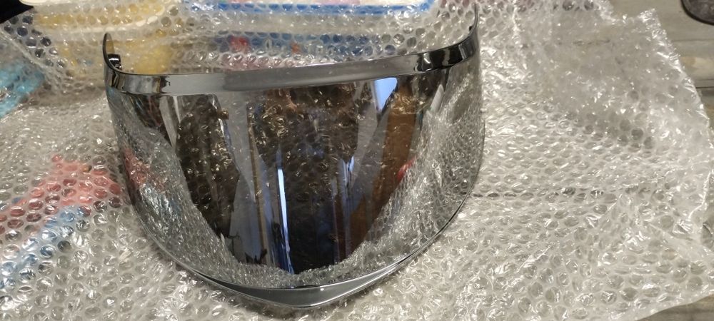 Oddam  2 wizjery do kaskow