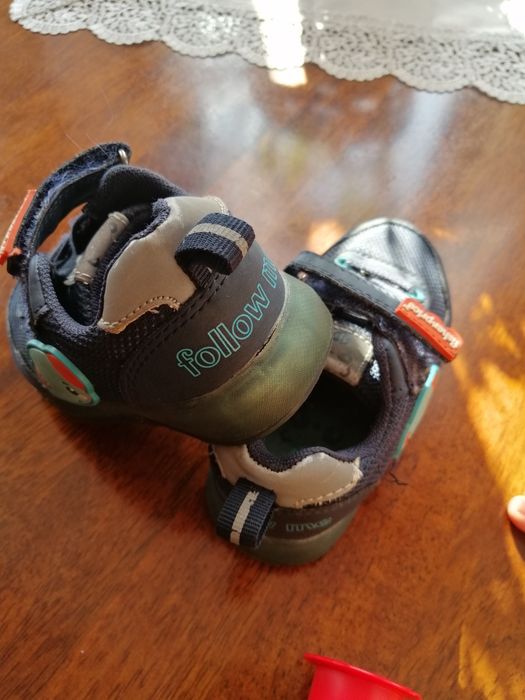 Fischer price buty r. 23