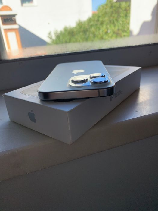iPhone 15 pro 128gb