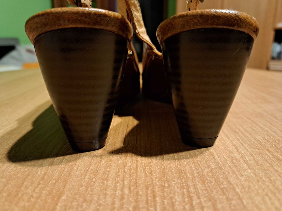 NOWE skóra, czółenka, jasny brąz, ATUT,  rozmiar 37