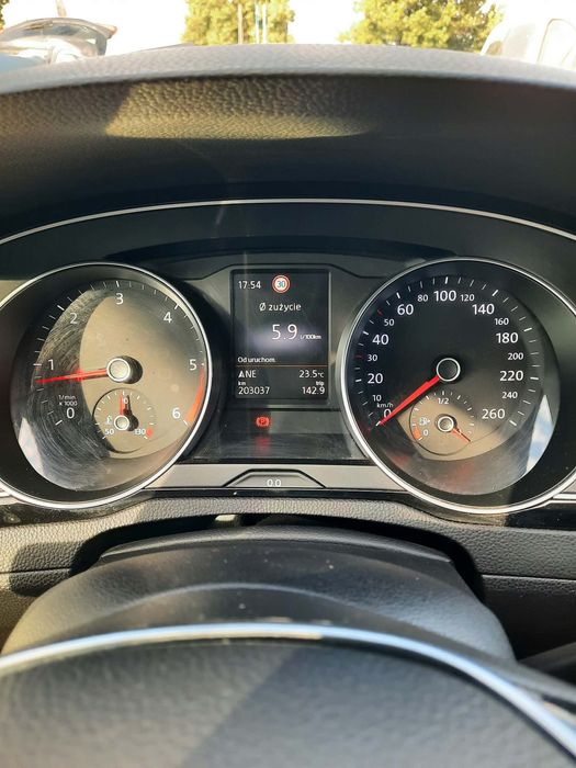 Volkswagen Passat B8 2016r 2.0 TDI