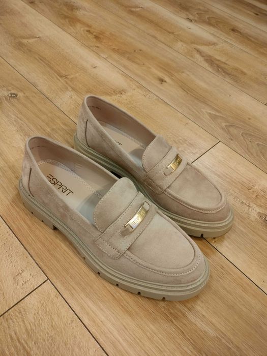 Buty, mokasyny Esprit
