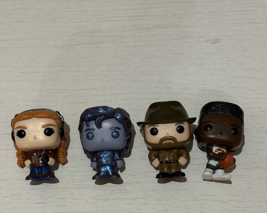 Фігурки Kinder Joy Stranger Things / Дивні дива оригінал