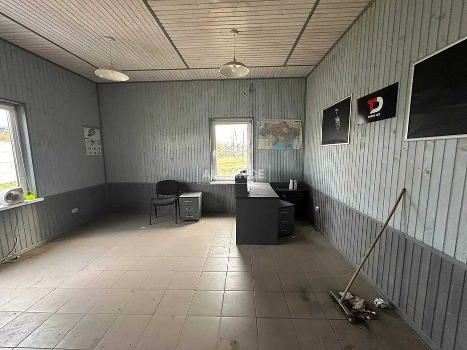 Продам Складські приміщення з адмін будівлями 630 м2, 50 кВт, 24 сот.