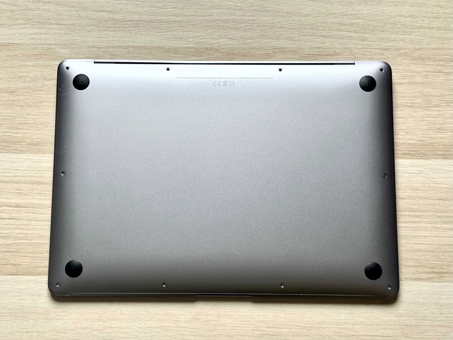 Topcase z ekranem do MacBook Air 13" A2179 (2020) –  Sprawny