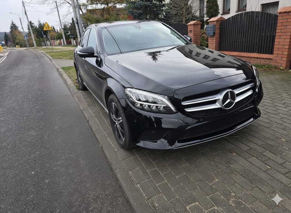 Mercedes-Benz Klasa C 180 9G-TRONIC